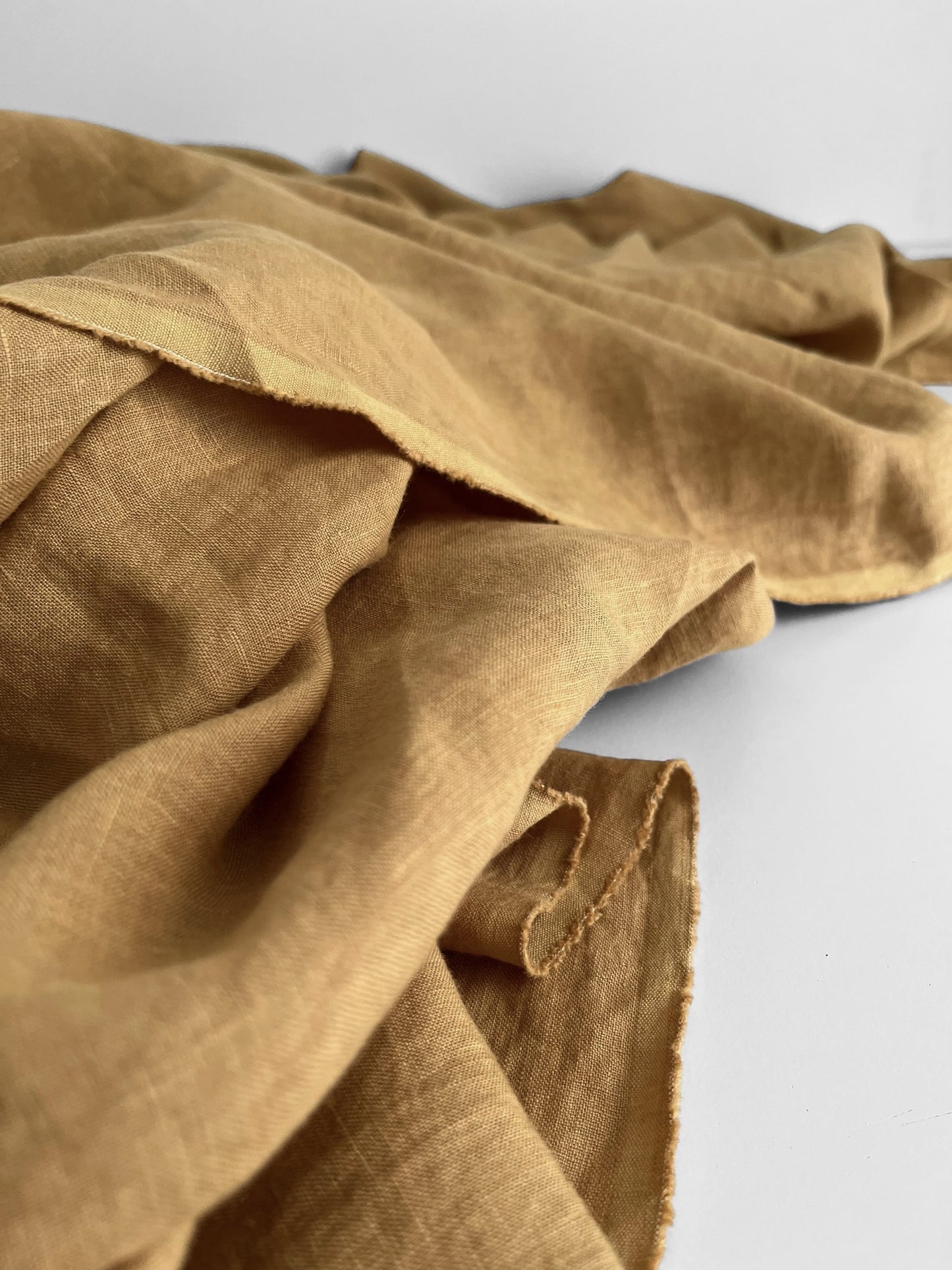 SWATCHES 170gsm Linen