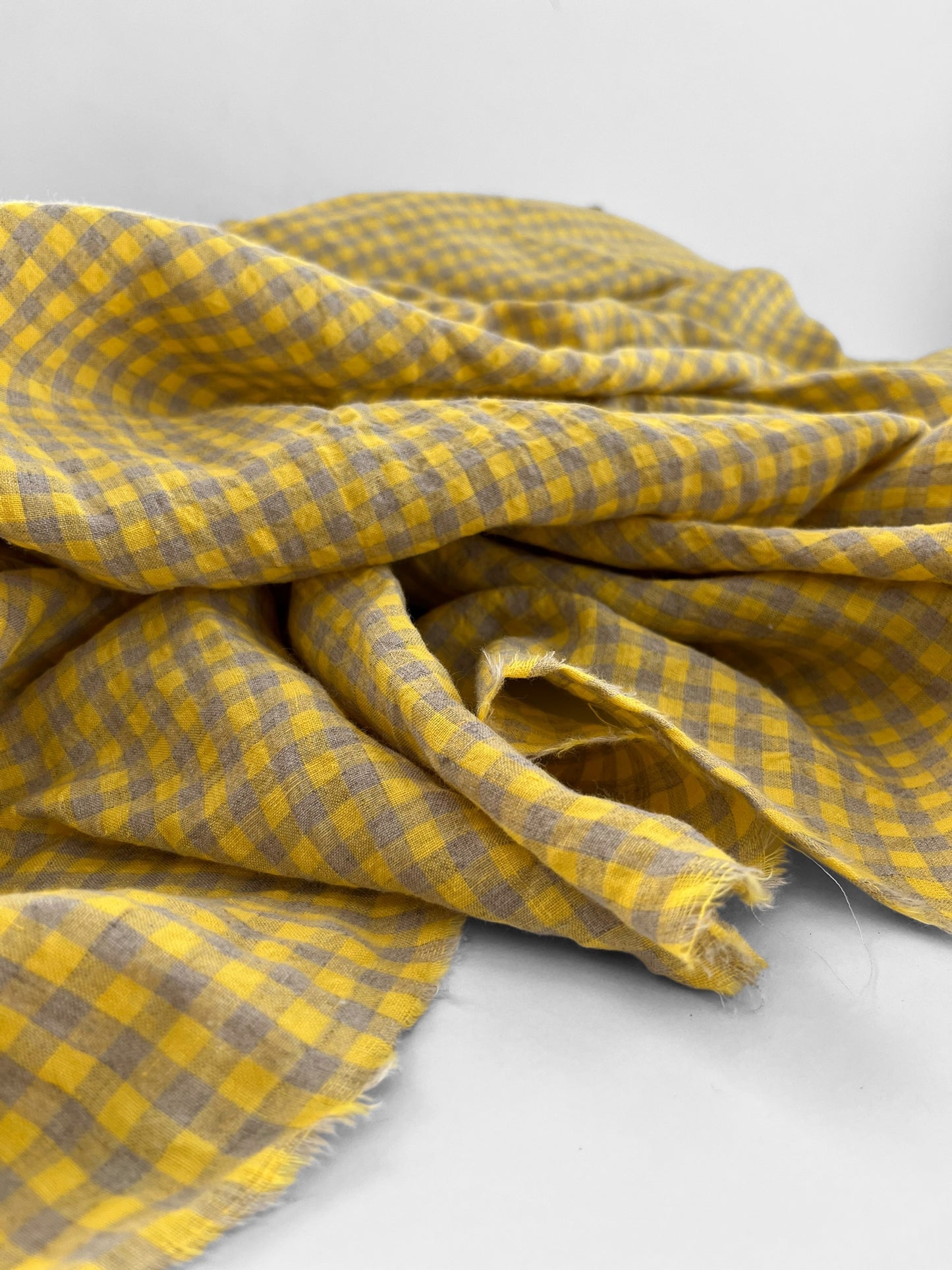 SWATCHES Gingham Linen