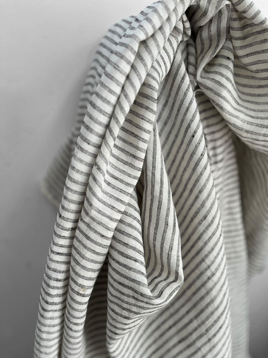 Black Track Stripes 6mm