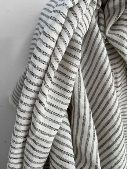 Black Track Stripes 6mm